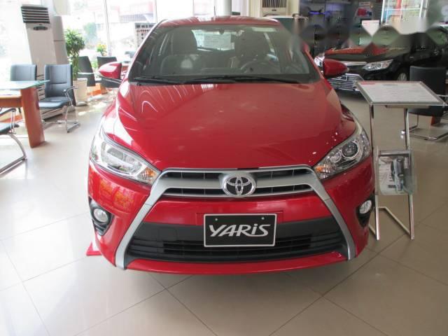 Bán ô tô Toyota Yaris đời 2017, màu đỏ, xe nhập, giá 562tr