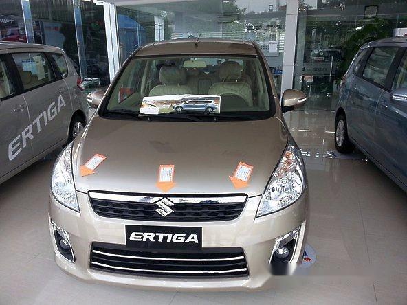 Bán ô tô Suzuki Ertiga đời 2016, màu vàng