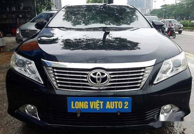 Bán Toyota Camry Q đời 2014, màu đen giá cạnh tranh