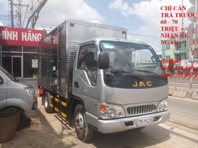 Bán xe tải Jac 2T4, trả góp 90%, thủ tục nhanh gọn