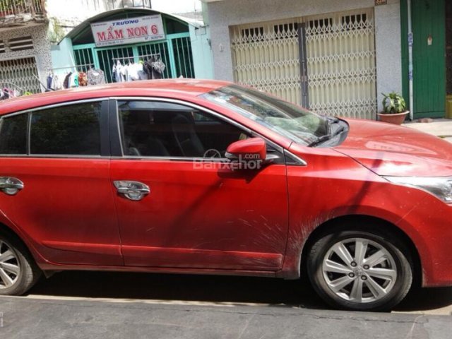 Cần bán lại xe Toyota Yaris đời 2015 màu đỏ, 550 triệu