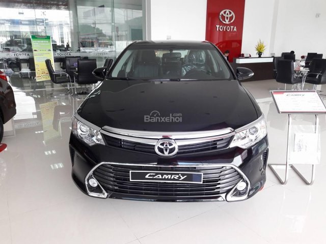 Toyota Camry 2.5Q khuyến mãi khủng 50 triệu trong tháng 8.2017