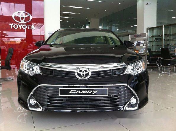 Bán Toyota Camry 2.5Q đời 2016, màu đen