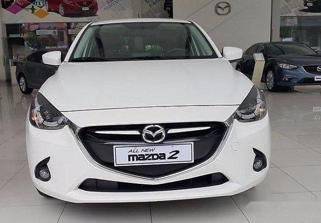 Bán xe Mazda 2 1.5 2017, màu trắng, 575tr