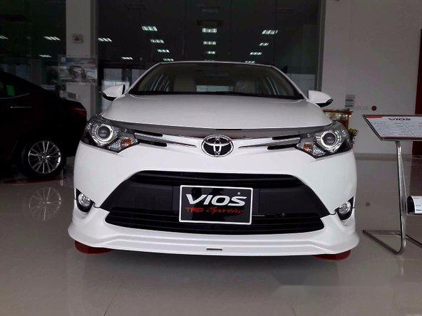 Bán Toyota Vios TRD Sportivo AT đời 2017, màu trắng