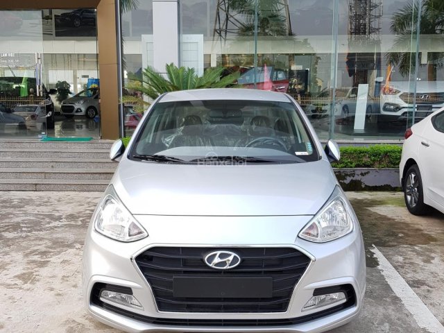 Cần bán Grand I10 Sedan đời 2018, xe mới 100%, màu bạc 2 đầu Thành Trung: 0941.367.999