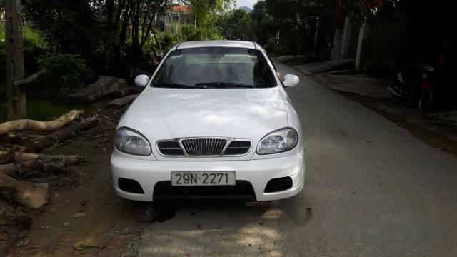 Bán ô tô Daewoo Lanos đời 2001, màu trắng