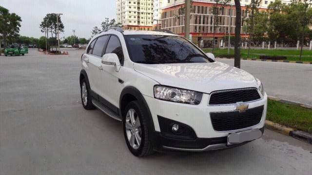 Bán Chevrolet Captiva LTZ đời 2015, màu trắng giá cạnh tranh