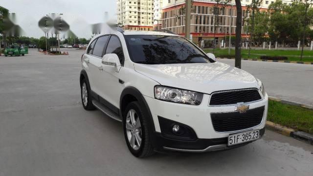 Bán Chevrolet Captiva đời 2015, màu trắng xe gia đình, 685 triệu