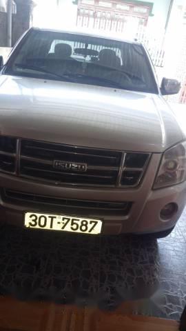 Bán Isuzu Dmax đời 2009, màu bạc