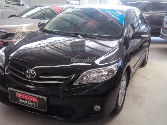 Bán Toyota Corolla Altis 1.8MT đời 2011, màu đen, giá tốt