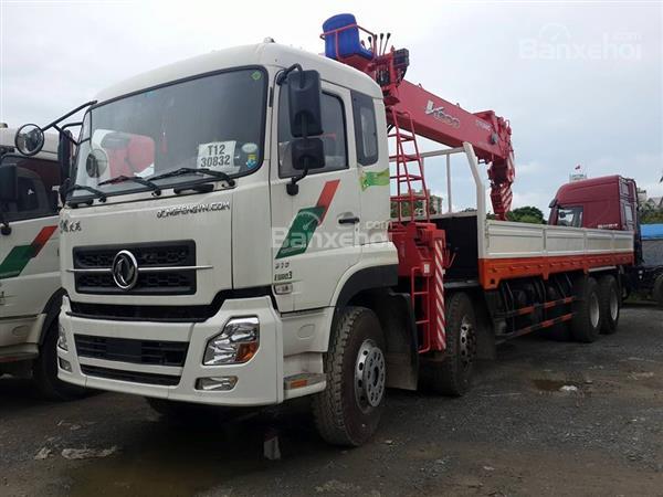 Bán xe tải Dongfeng gắn cẩu Unic 17T9, trả góp 90% toàn quốc0