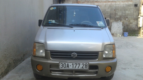 Cần bán lại xe Suzuki APV 1.0 MT đời 2005, màu bạc chính chủ, 135tr