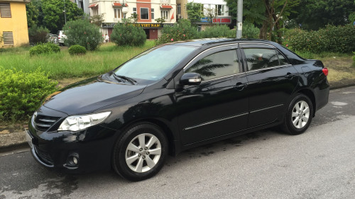 Bán Toyota Corolla altis 1.8 AT đời 2011 còn mới