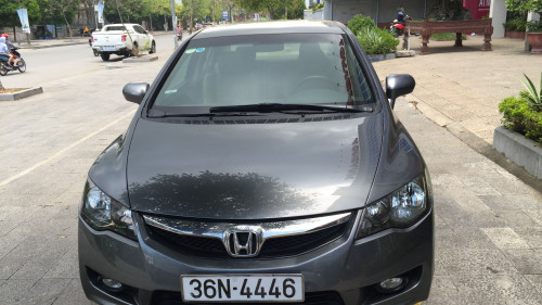 Cần bán Honda Civic 1.8 AT AT 2010