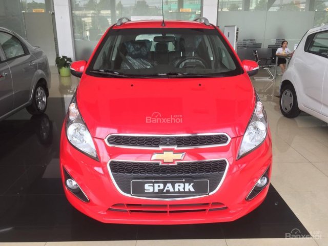 Cần bán xe Chevrolet Spark 1.2LT MT đời 2018, màu đỏ, giá 359tr