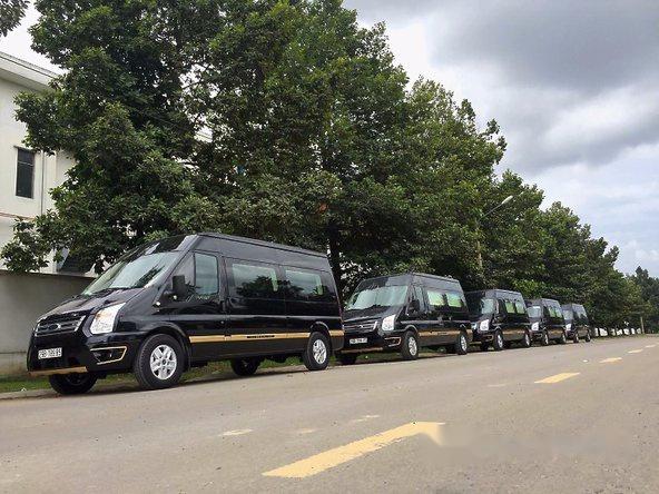 Bán Ford Transit Autokingdom Limousine năm 2017, màu đen