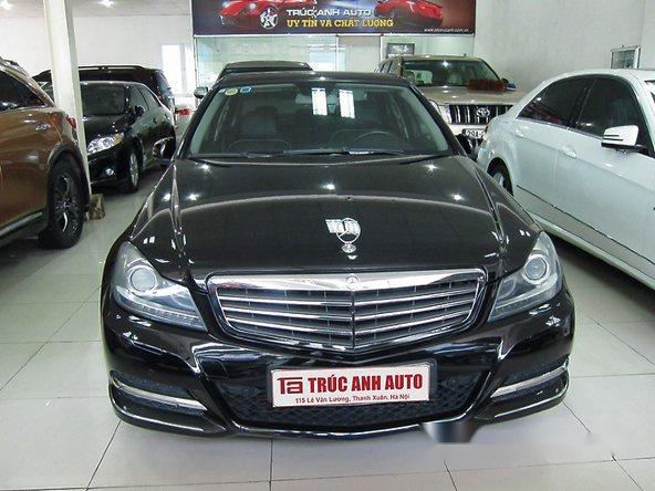 Bán Mercedes C250 đời 2011, màu đen chính chủ, 765tr