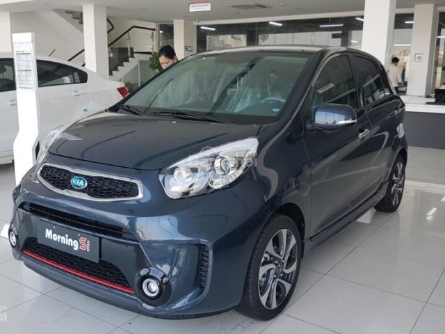 Kia Morning SI MT đời 2018, màu xanh, giá xập sàn - 0966108885