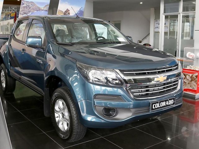 Bán xe Chevrolet Colorado 2.8AT, hai cầu, giá rẻ nhất tỉnh Điện Biên