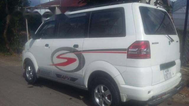 Bán Suzuki APV đời 2007, màu trắng 