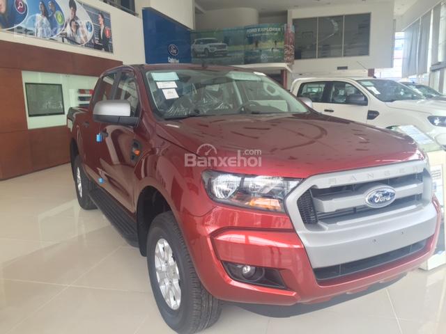 Ford Giải Phóng bán xe Ford Ranger 1 cầu, số tự động trả góp tại Bắc Kạn, giá rẻ nhất - LH: 0902212698