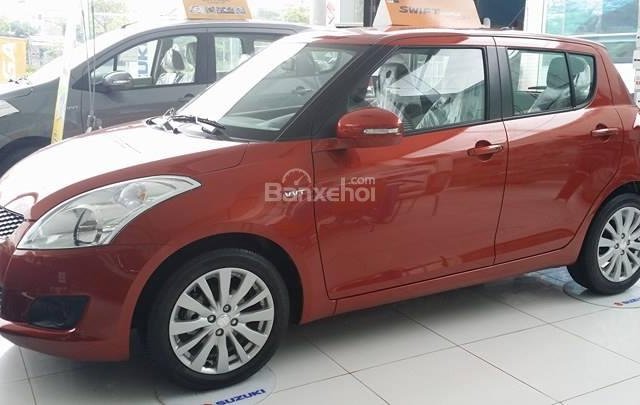 Bán xe Suzuki Swift 2017 KM 100 triệu tiền mặt. LH: 0914 062 556