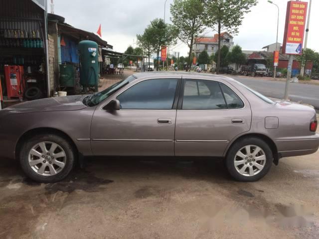 Bán Toyota Camry 1993, màu xám, nhập khẩu  