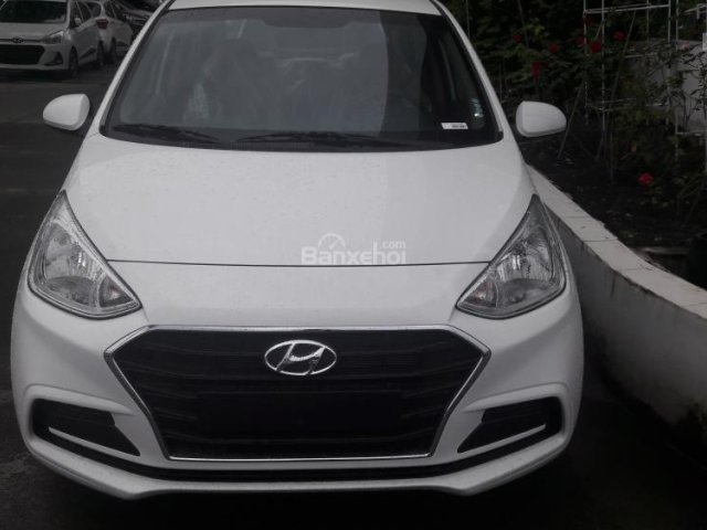 Bán Hyundai Grand i10 2017, màu trắng, giá tốt