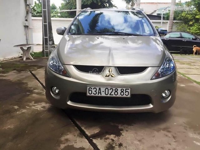 Bán ô tô Mitsubishi Grandis 2.4 AT đời 2009 số tự động, 535 triệu