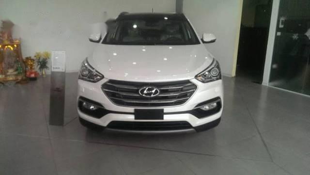 Bán xe Hyundai Santa Fe năm 2017, màu trắng