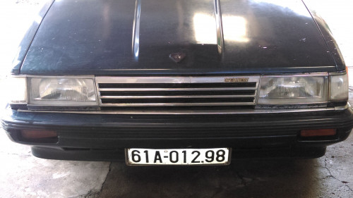 Bán Toyota Camry 2.0 MT năm 1986, giá tốt