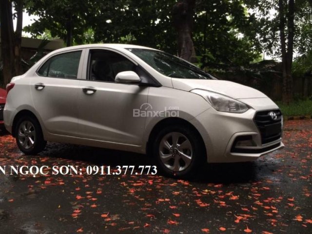 Bán xe Hyundai Grand i10 Sedan 2018, màu trắng, hỗ trợ trả góp 90% giá trị xe, hỗ trợ chạy Grab, liên hệ: 0911.377.773