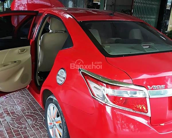 Cần bán gấp Toyota Vios đời 2015, màu đỏ, giá 430tr