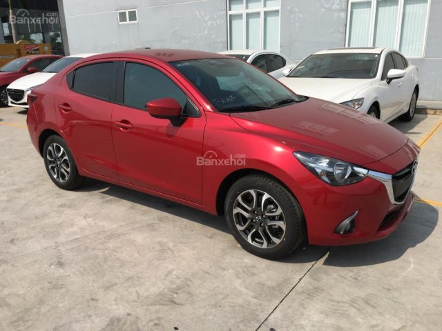 Bán xe Mazda 2 Sedan nhập, màu đỏ, trắng, trả góp 85%, hỗ trợ từ A-Z, liên hệ 0938 900 820