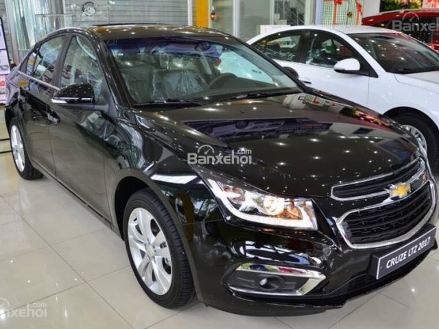 Chevrolet Cruze 2017, hỗ trợ vay ngân hàng 90%. Gọi Ms. Lam 0939193718