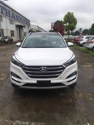 Bán xe Hyundai Tucson 1.6T-GDI CKD đời 2017, màu trắng