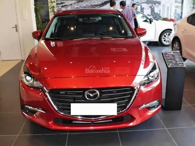Cần bán Mazda 3 1.5L Facelift đời 2017, màu đỏ