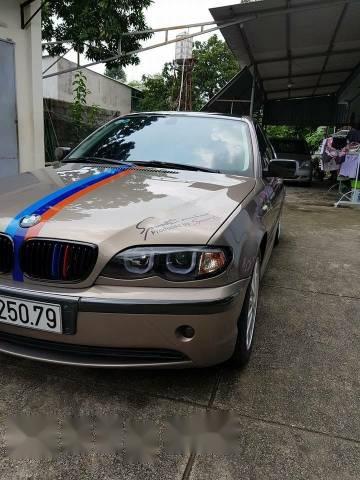 Cần bán gấp BMW 3 Series 325i đời 2004, 300tr