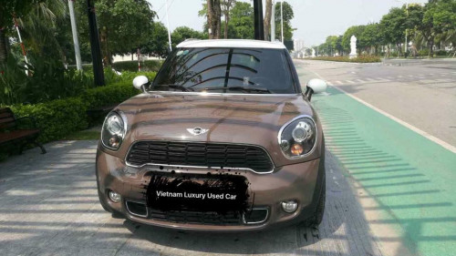 Bán Mini Cooper Countryman 1.6 AT năm 2013, hai màu chính chủ