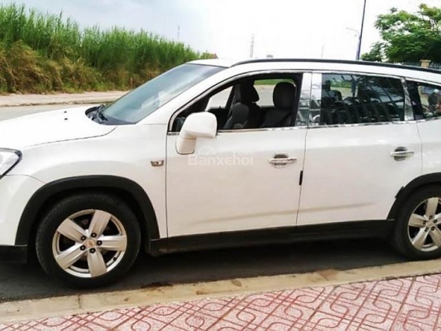 Bán Chevrolet Orlando đời 2012, màu trắng xe gia đình, 450 triệu