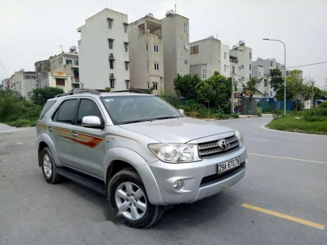 Bán Toyota Fortuner đời 2009, màu bạc  