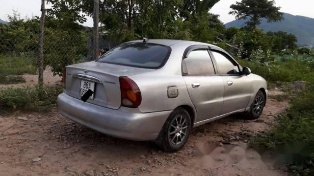 Bán xe Daewoo Lanos năm 2002, màu bạc