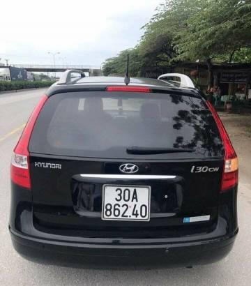 Bán Hyundai i30 CW đời 2010, màu đen