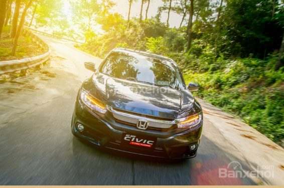 Honda Giải Phóng bán xe Honda Civic 1.5L VTEC turbo mới, xe nhập 2017, 868 triệu