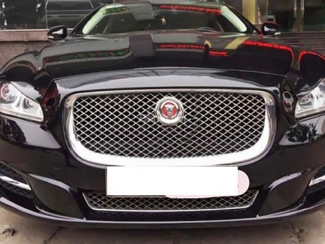 Cần bán lại xe Jaguar XJ series L 3.0 đời 2013, màu đen, nhập khẩu nguyên chiếc chính chủ