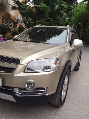 Cần bán xe Chevrolet Captiva LTZ AT đời 2010 ít sử dụng, 375tr