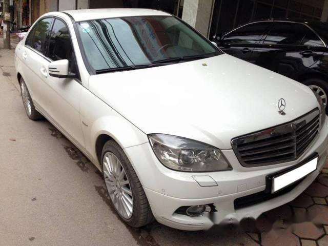 Bán Mercedes C250 CGI đời 2010, màu trắng 