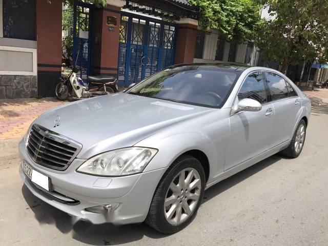 Bán ô tô Mercedes S500 đời 2006, màu bạc, xe nhập 