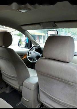 Bán Toyota Innova đời 2009, màu bạc 